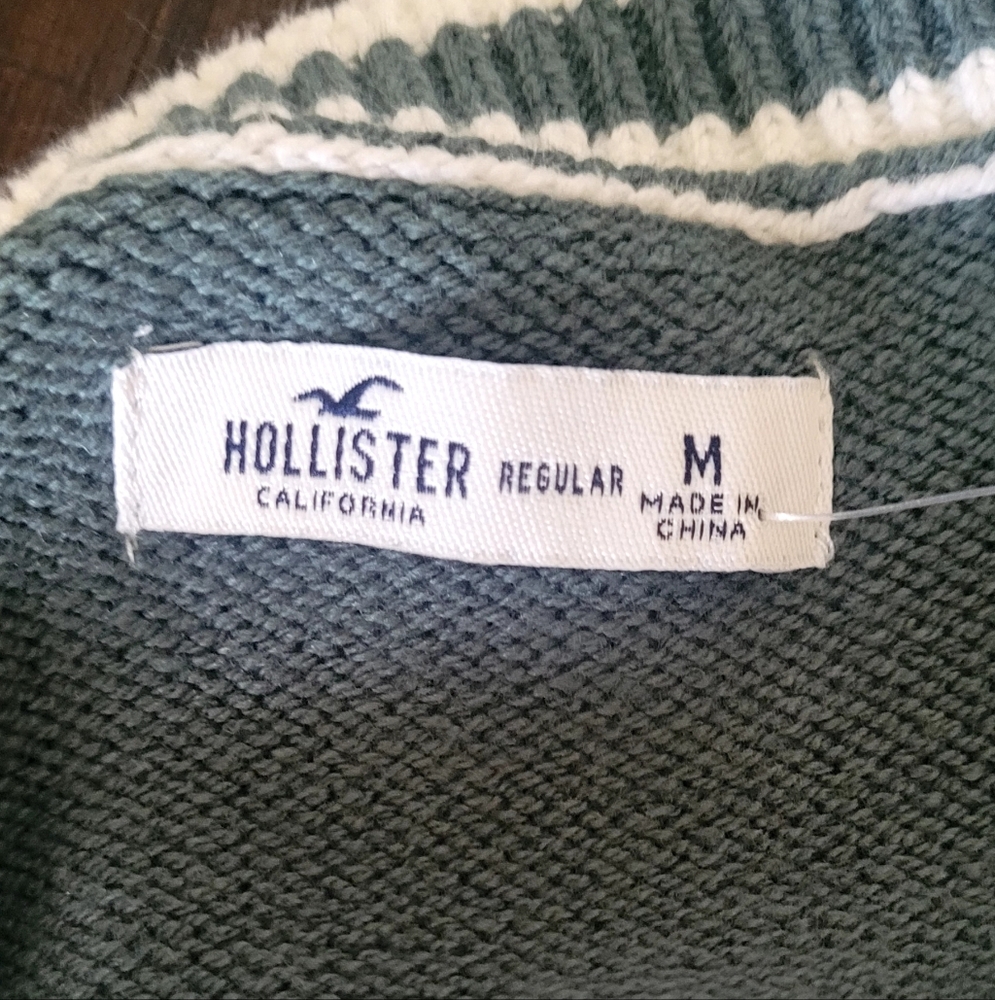 Hollister Sage Green Sweater Knit Dress with White Accents Y10 - Picture 4 of 6